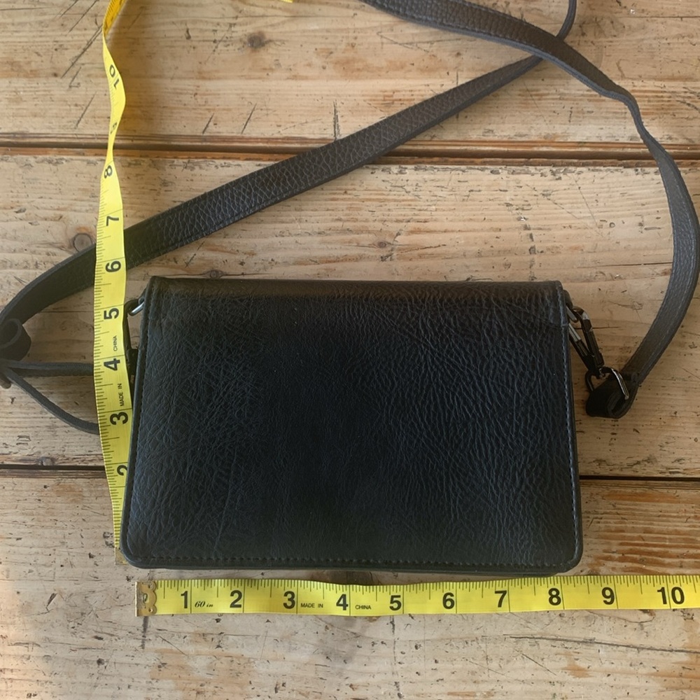 Matt & Nat Black Crossbody Bag - Picture 9 of 10